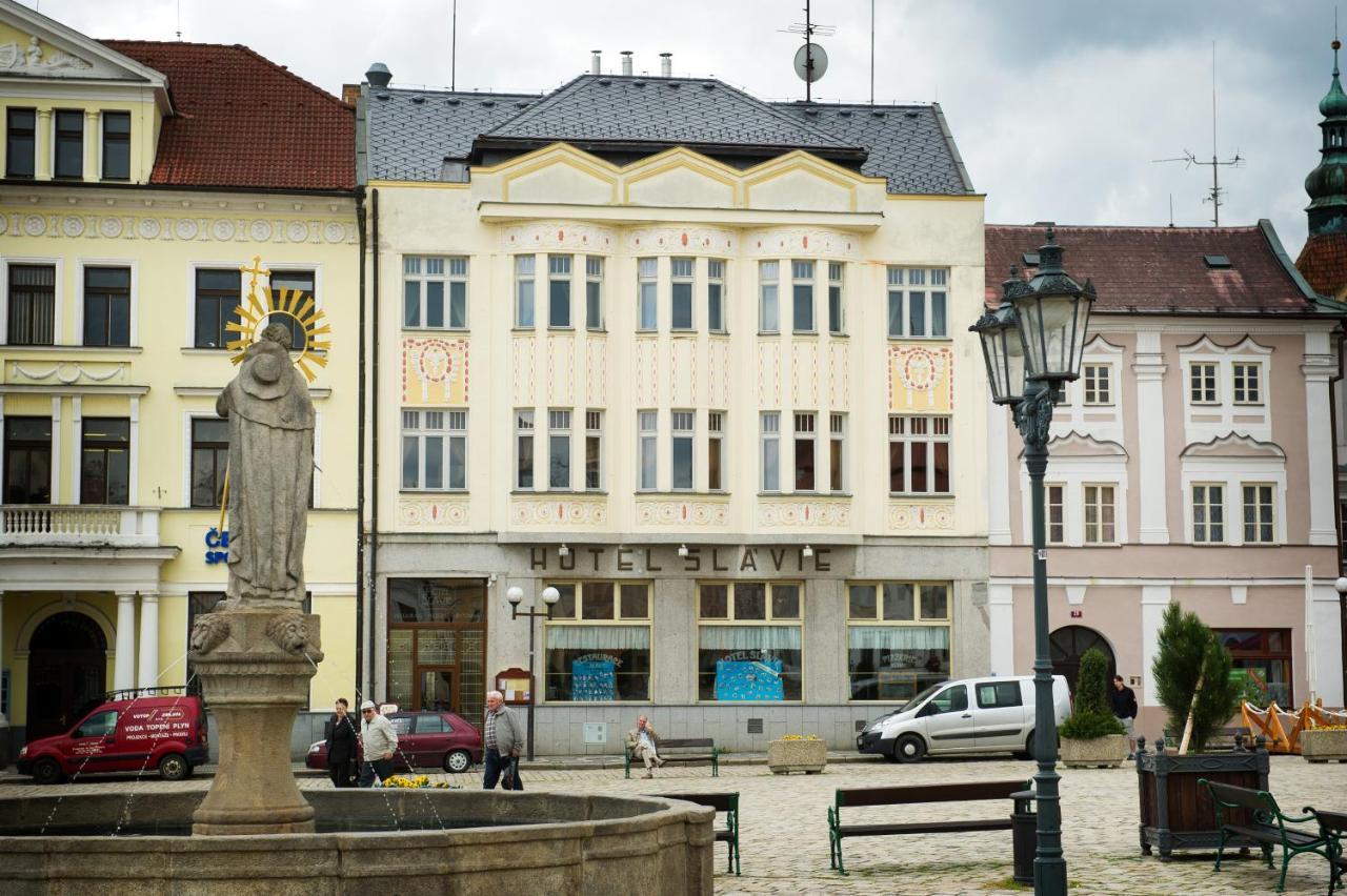 Hotel Slavie Pelhřimov מראה חיצוני תמונה